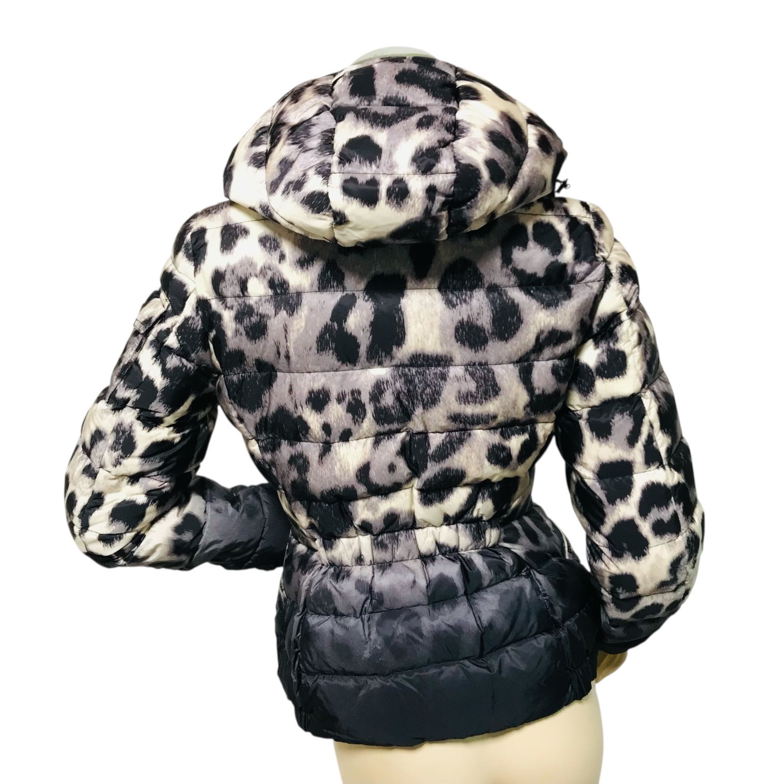 MONCLER モンクレール SABY ダウンジャケット レオパード レディース 美品☆MONCLER・モンクレール SABY レディース ブランドアイコン
