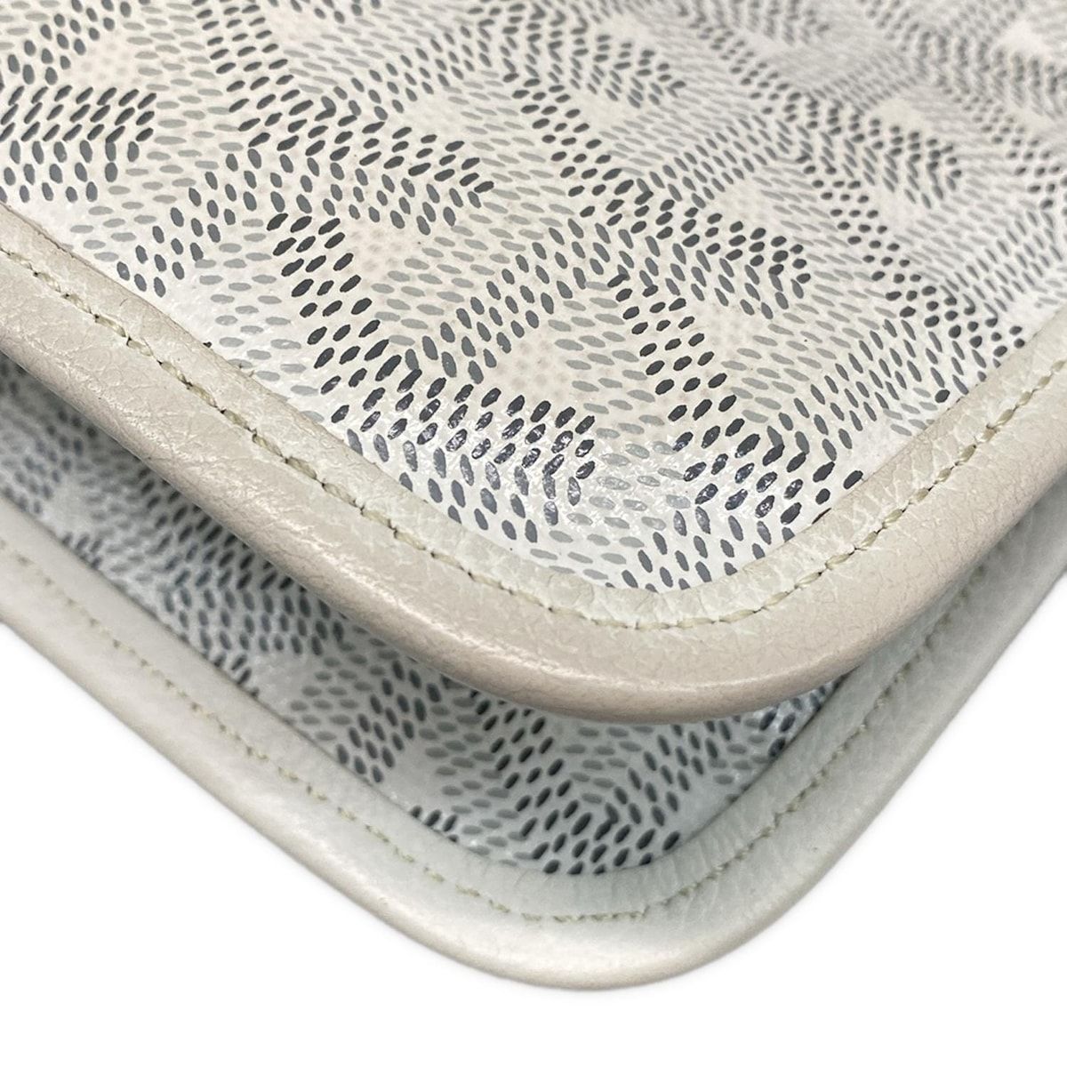 GOYARD(ゴヤール) ショルダーバッグ プリュメ 白 レザー - メルカリ