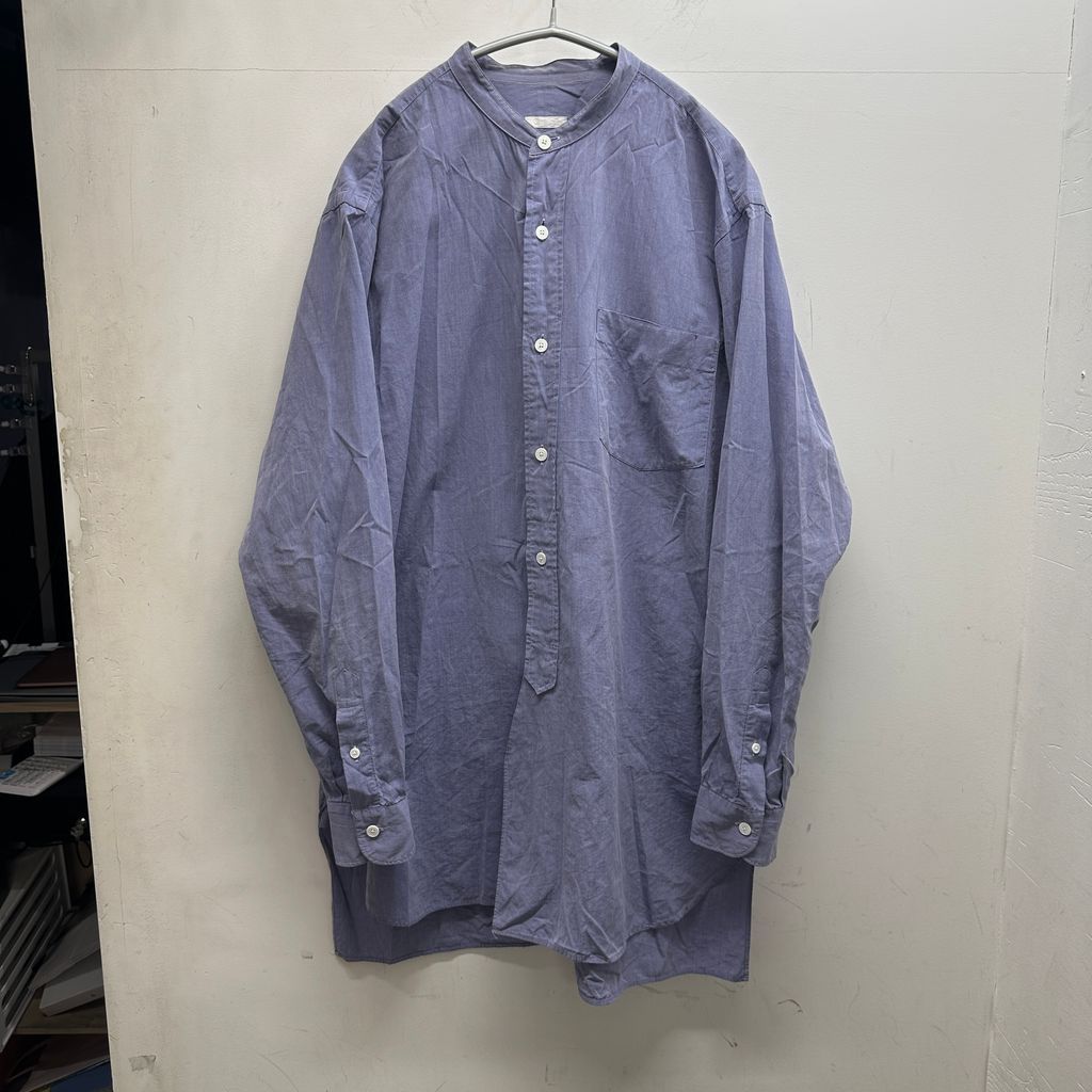 【comoli】バンドカラーシャツ(ネイビー)サイズ2 美品】COMOLI バンドカラーシャツ ネイビー サイズ2 - メルカリ