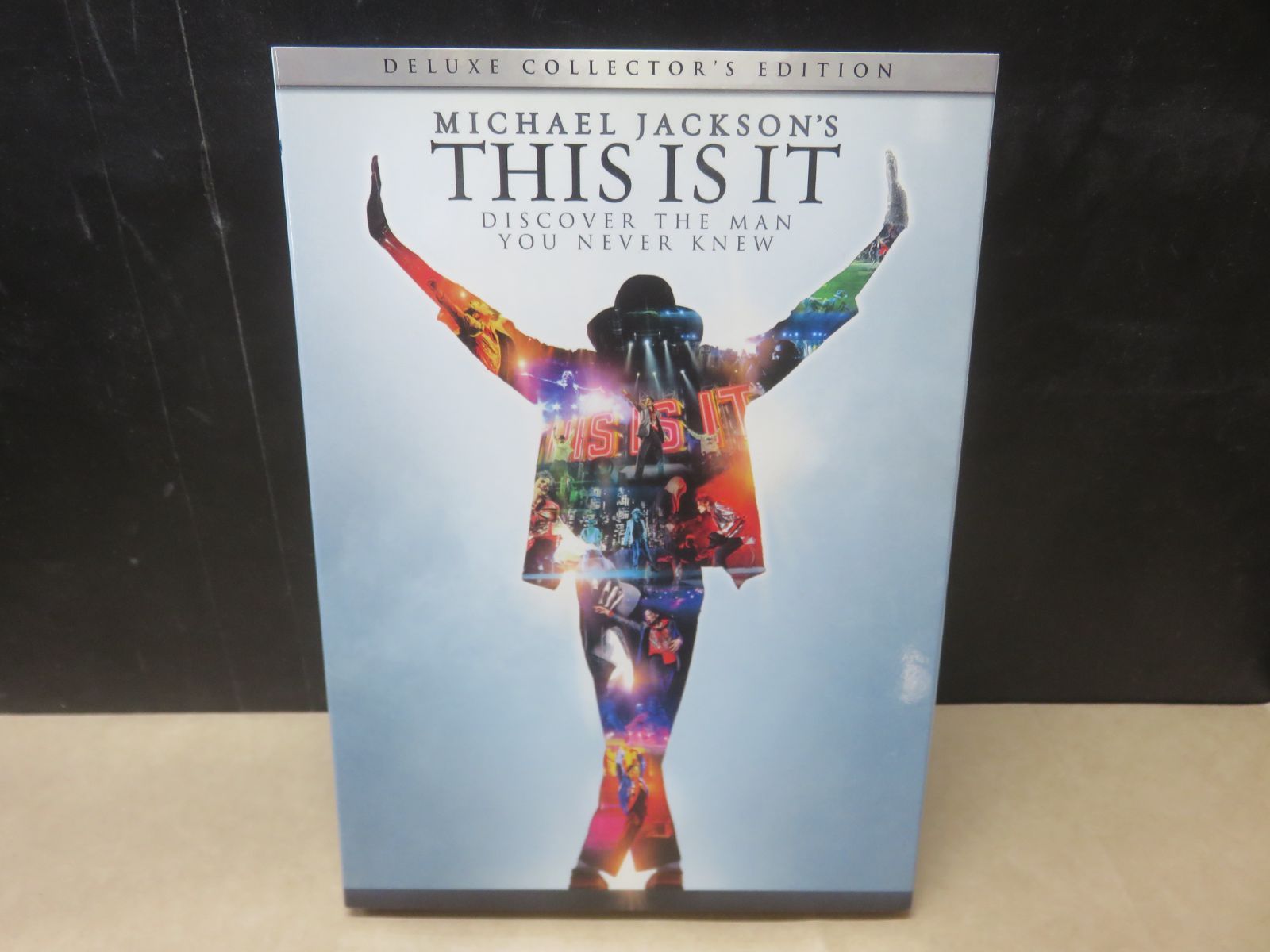 DVD】マイケル・ジャクソン / THIS IS IT デラックスコレクターズ