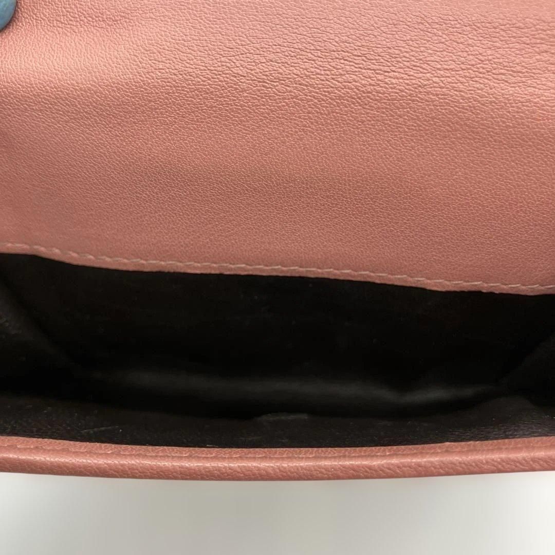 ❤️Gucci ❤️グッチGGキャンバス 二つ折り財布 人気の✨ピンクレザー