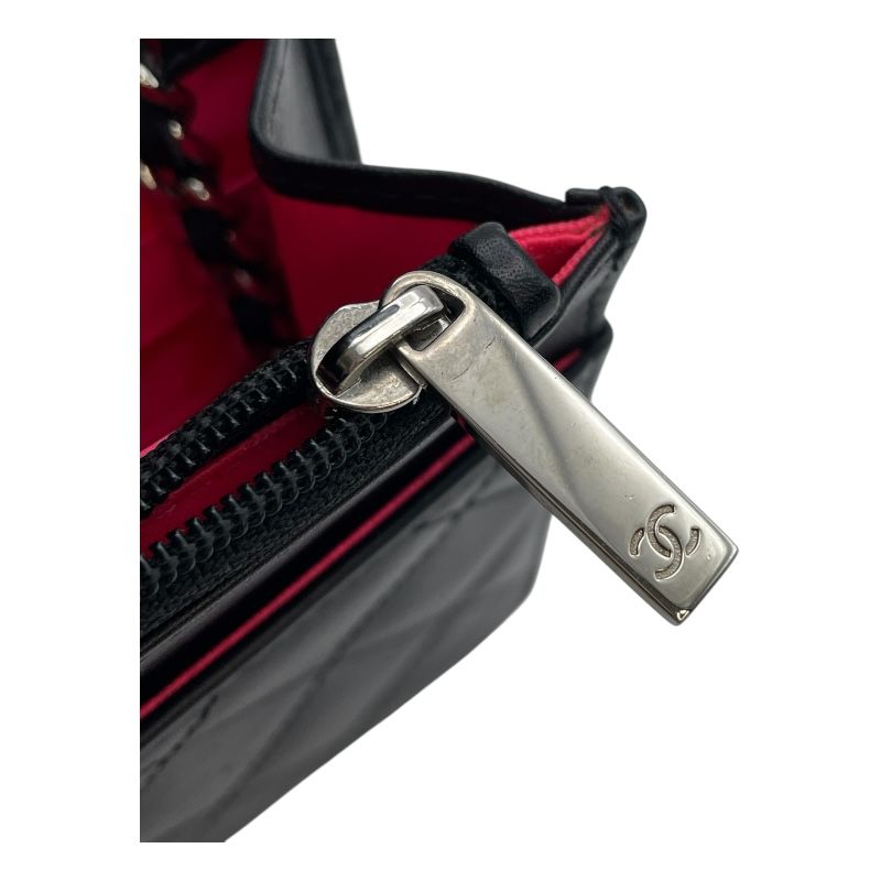 け*ん様 クラッシックチェーンウォレット け*ん様 クラッシックチェーンウォレット 大人気【CHANEL】プレゼント