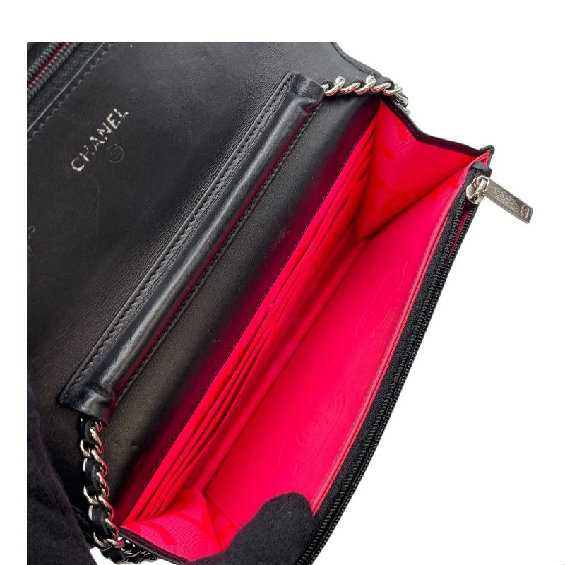 け*ん様 クラッシックチェーンウォレット け*ん様 クラッシックチェーンウォレット 大人気【CHANEL】プレゼント