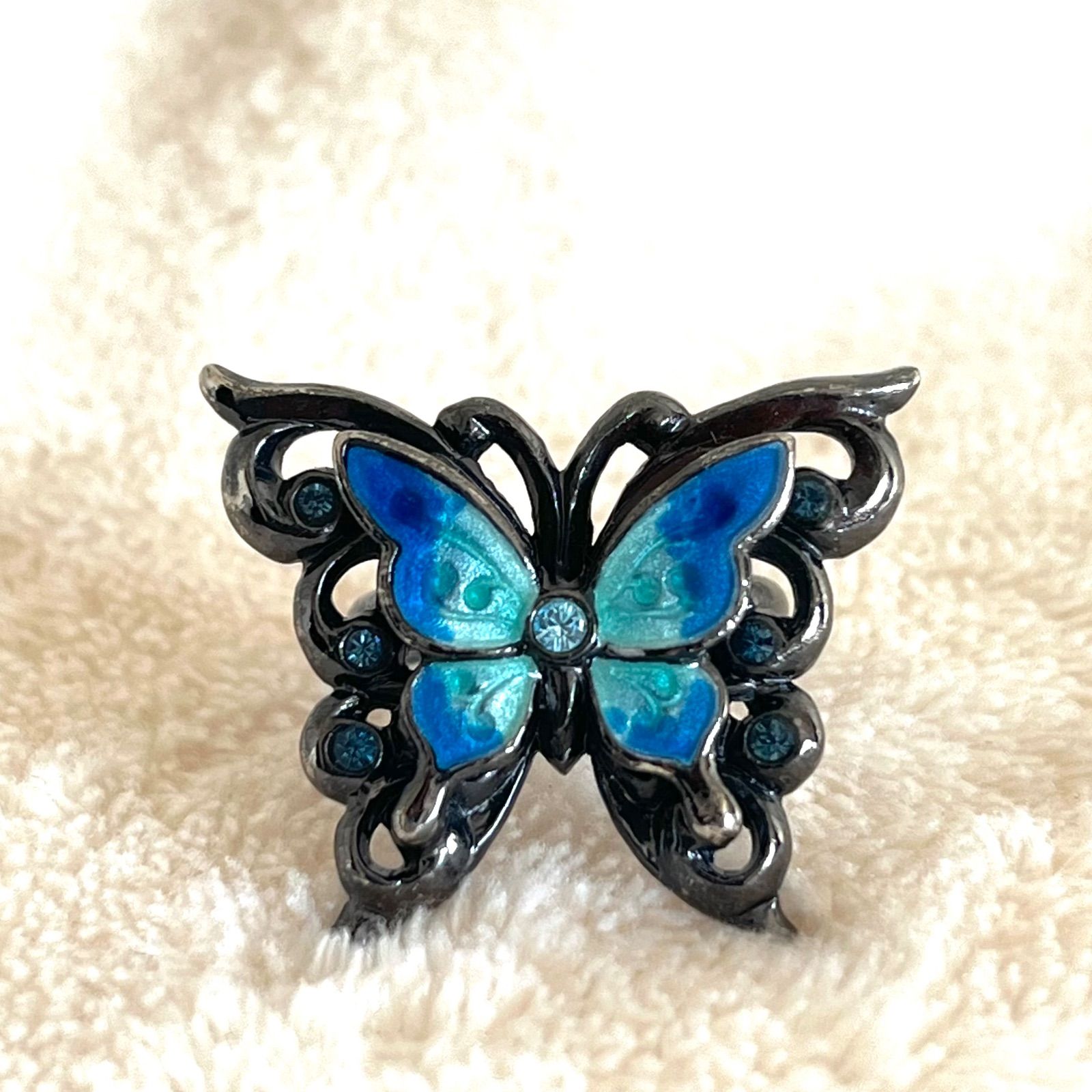 ANNA SUI　リング　蝶々　バタフライ　ブルー ANNA SUI アナスイ リング バタフライ 蝶 ブルー フリーサイズ - メルカリ