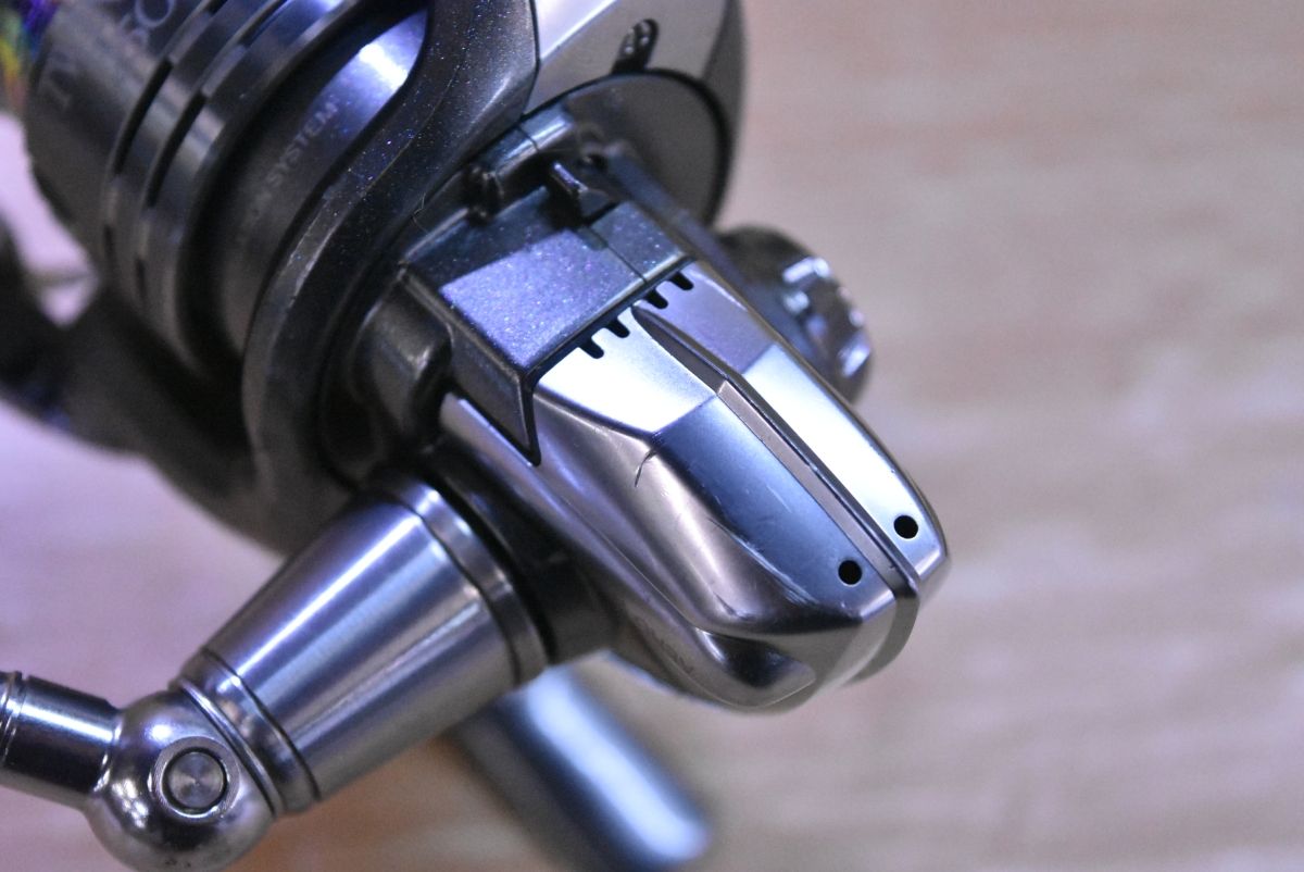 シマノ 08 ツインパワー 2000 SHIMANO TWINPOWER スピニングリール 