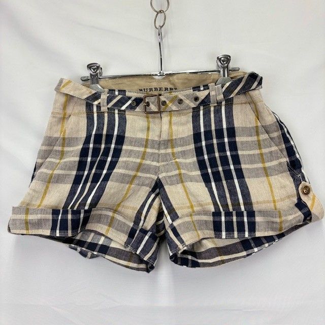 【新品・未使用】BURBERRY ショートパンツ　38 Burberry BLUE LABEL VINTAGE リネンコットン混 ショートパンツ サイズ