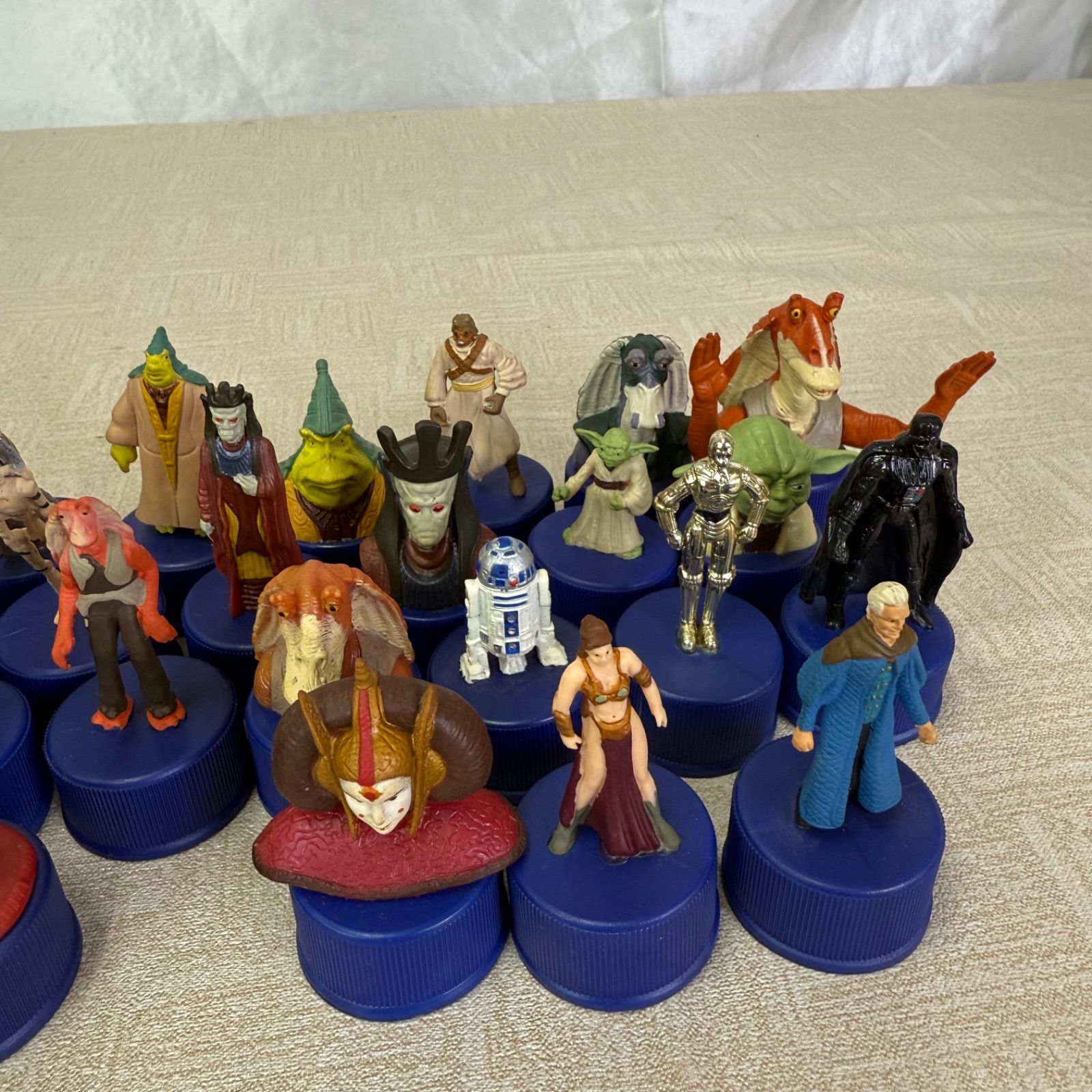 まとめ売り】PEPSI ペプシ ボトルキャップ スターウォーズ EP1 61個