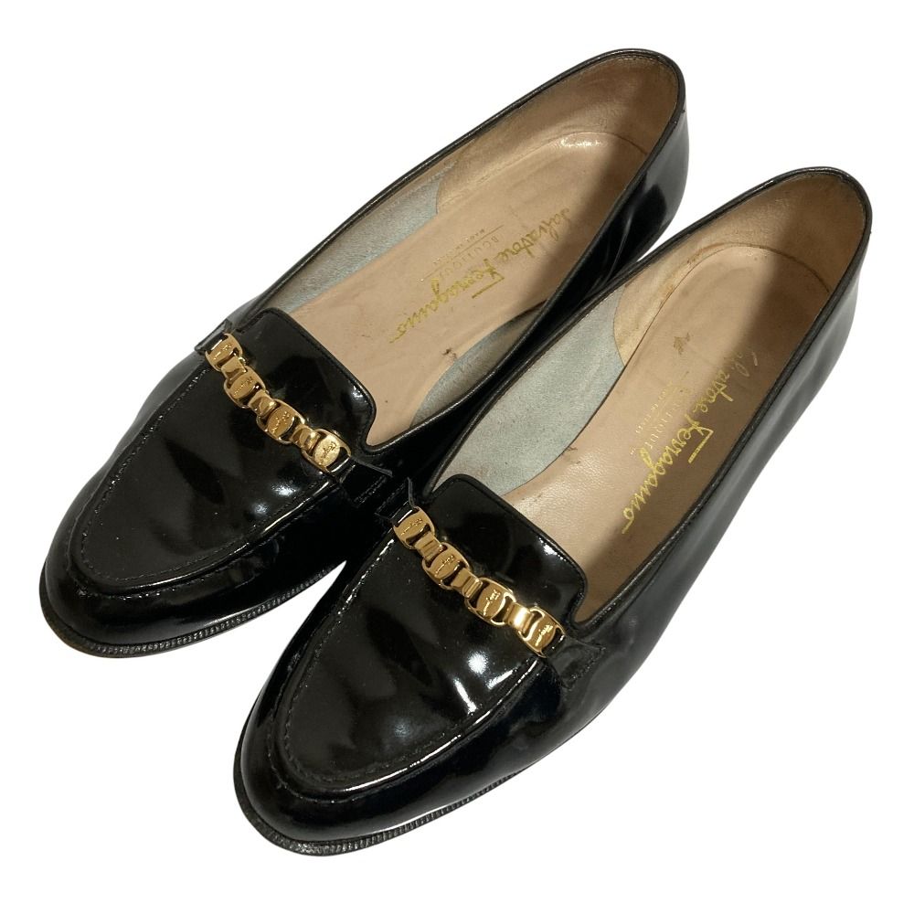 Salvatore Ferragamo　パテントレザー　ローファー　約23cm 良品 Salvatore Ferragamo サルヴァトーレフェラガモ ヴァラ パテント