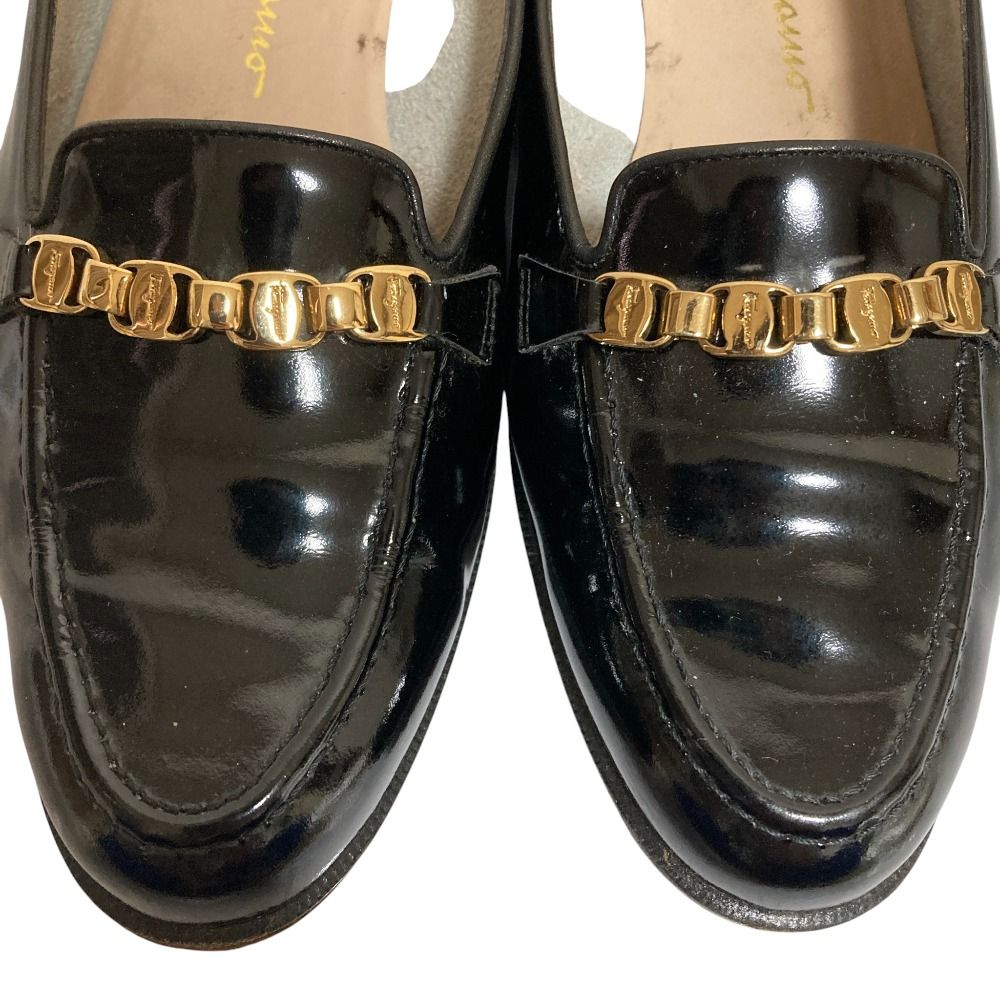 Salvatore Ferragamo　パテントレザー　ローファー　約23cm 良品 Salvatore Ferragamo サルヴァトーレフェラガモ ヴァラ パテント