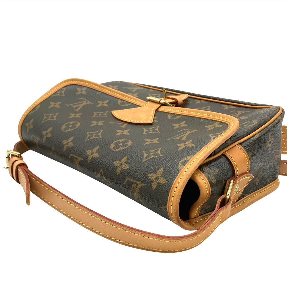 ルイヴィトン LOUIS VUITTON ソローニュ ショルダーバッグ モノグラム