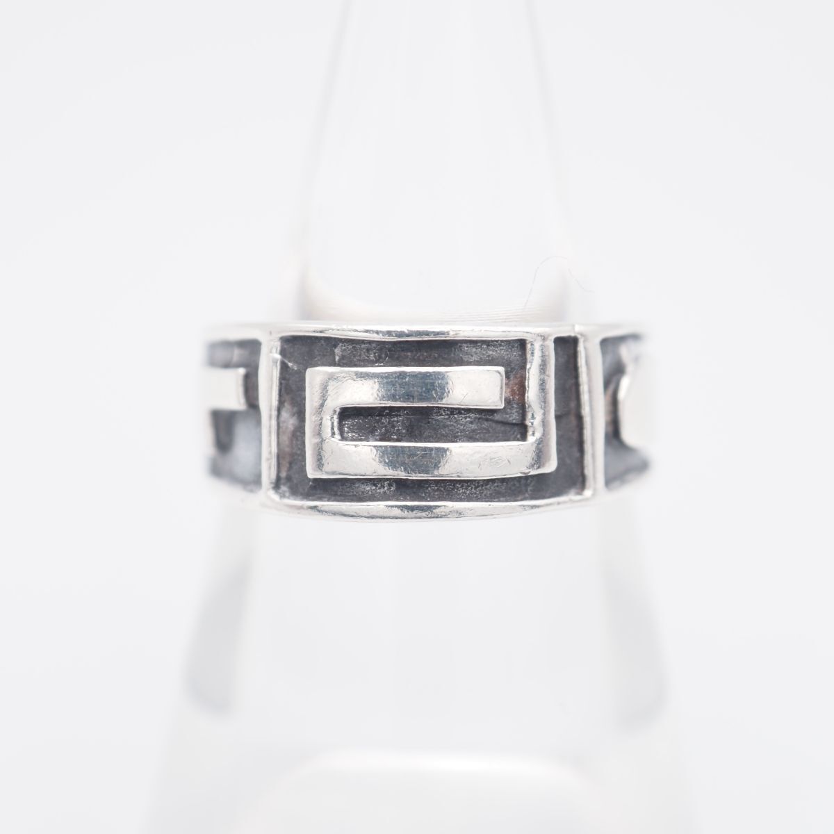 J068 ヴィンテージ 925刻印 リング 透かし彫り デザイン シルバー 指輪