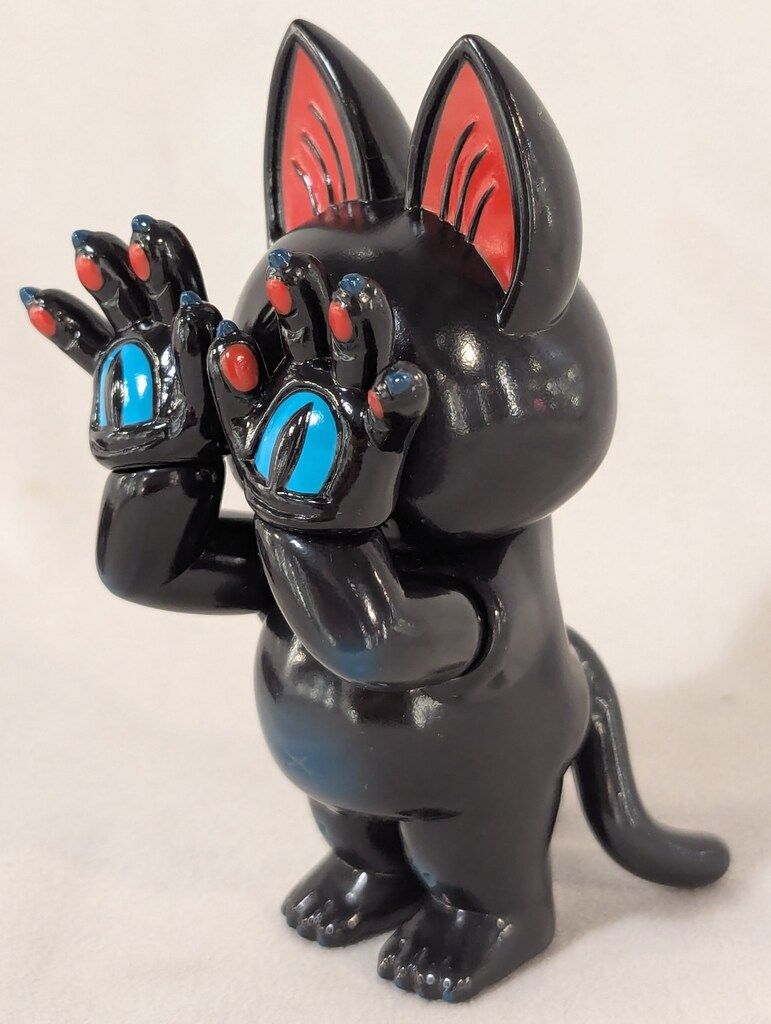 GRAPE BRAIN ジゴクネコおにぎり 黒にぎり - メルカリ