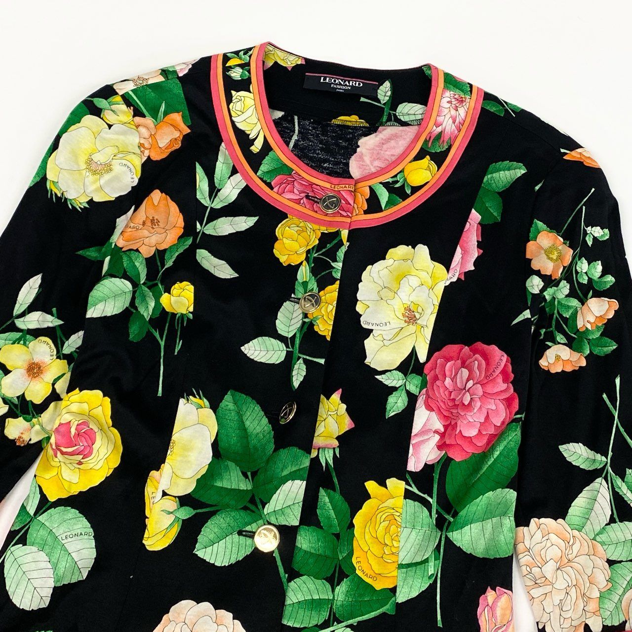 新品 未使用 レオナールのトランプ花柄 シルクロングシャツ 3k19 LEONARD FASHION レオナール ロングシャツワンピース ノーカラー