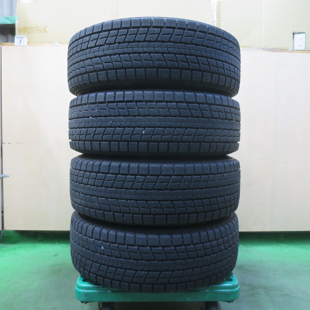 スバルXV 純正17インチ ホイール スタッドレスタイヤ ウィンターマックス Amazon | 【適合車種:スバル XV(GT系)2017-】 DUNLOP WINTER MAXX SJ8+