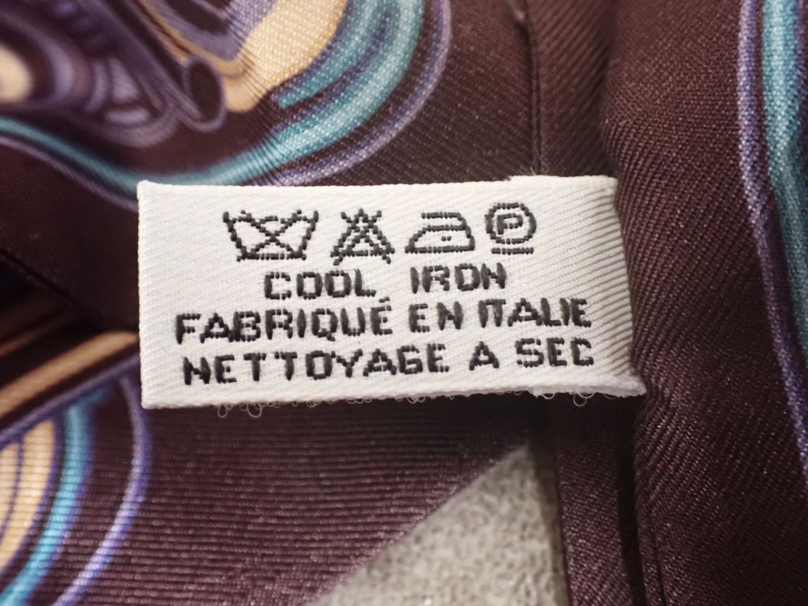 45rpm バンダナ スカーフ　絵本バンダナ　光るツリー柄 45rpm バンダナ スカーフ 絵本バンダナ 光るツリー柄