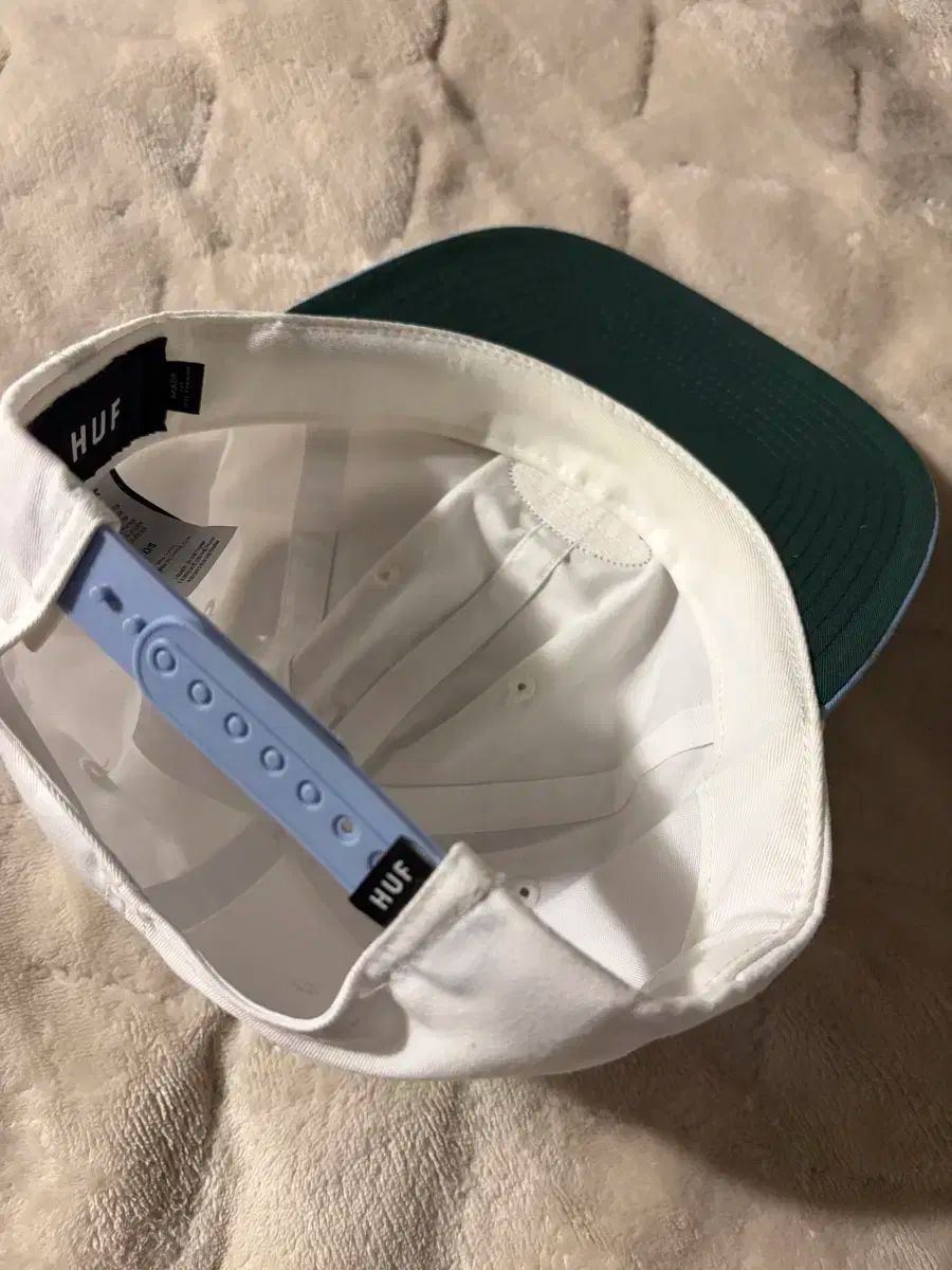 HUF PARADOX 6パネルハット ホワイト