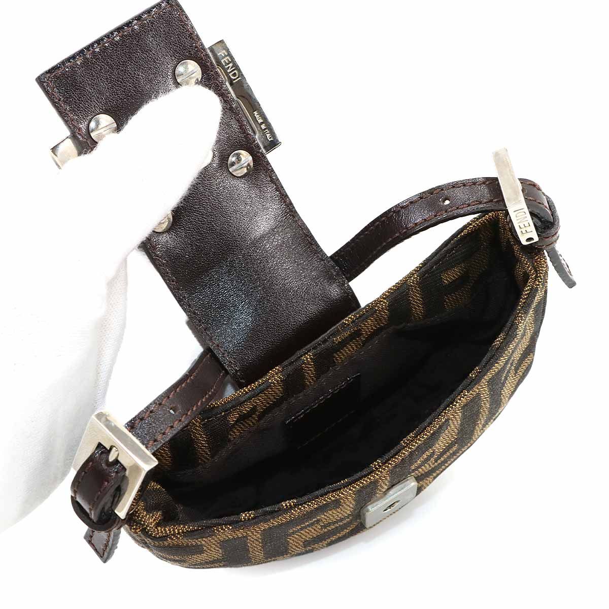 FENDI クロワッサンミニ 美品 フェンディ FENDI ズッカ ミニ クロワッサン ポーチ キャンバス