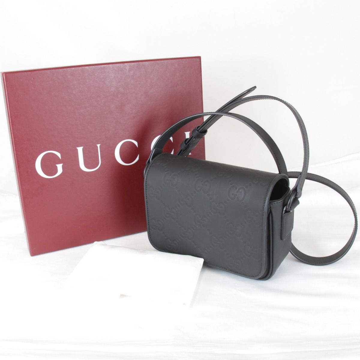 美品『USED』GUCCI【グッチ】 794062・1147 GGラバーエフェクト スパー 