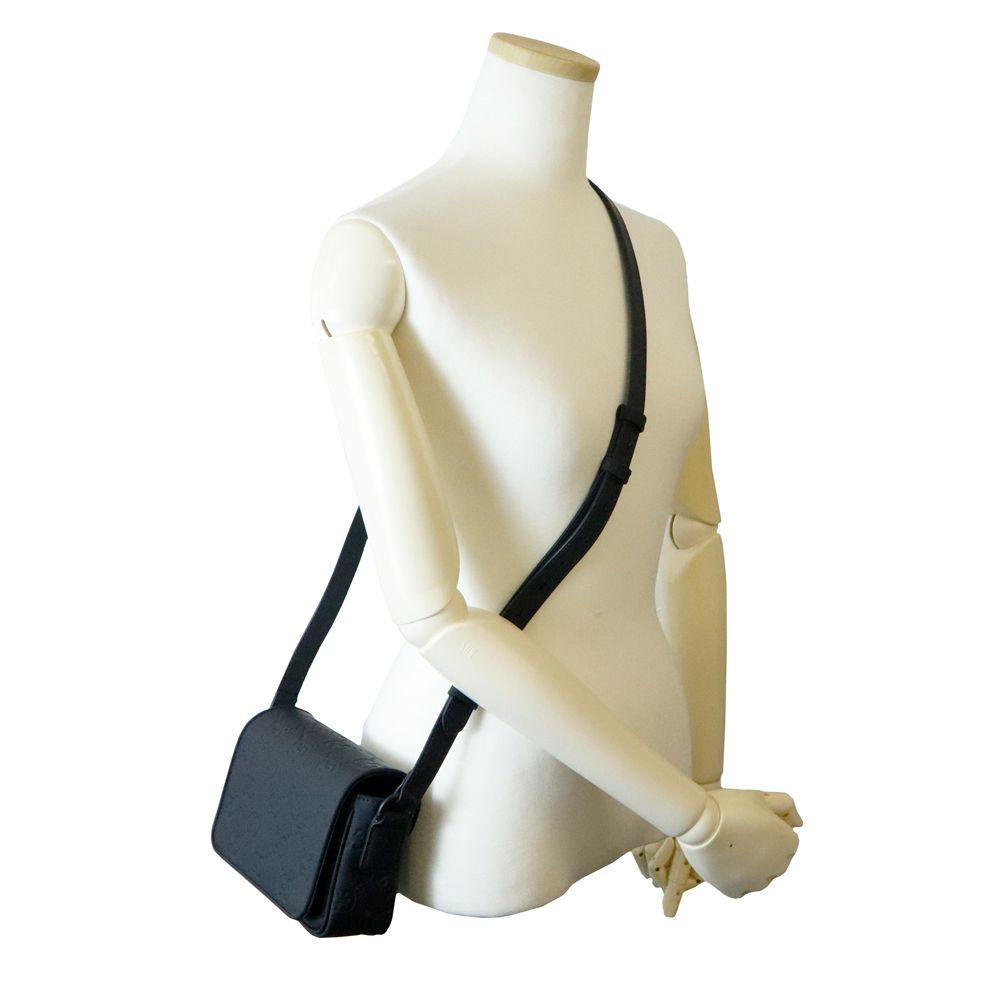 新品未使用　グッチ　GG スーパーミニショルダー GUCCI グッチ GG スーパーミニ ショルダー バッグ 790130 ピンク 箱