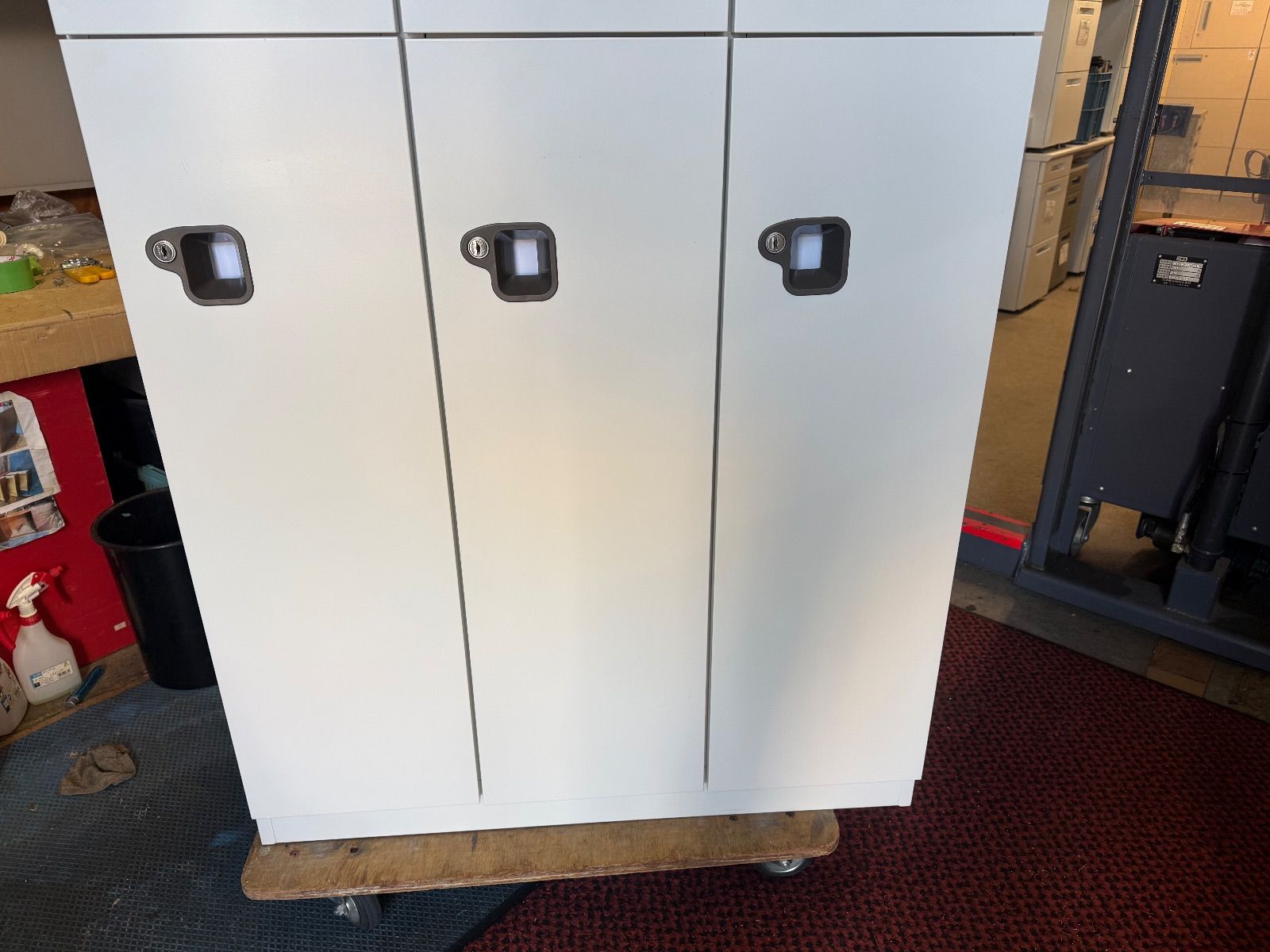 ロッカ6人用（引取限定） 送料無料】 6人用 スチールロッカー 鍵付き 内筒交換錠 スチール