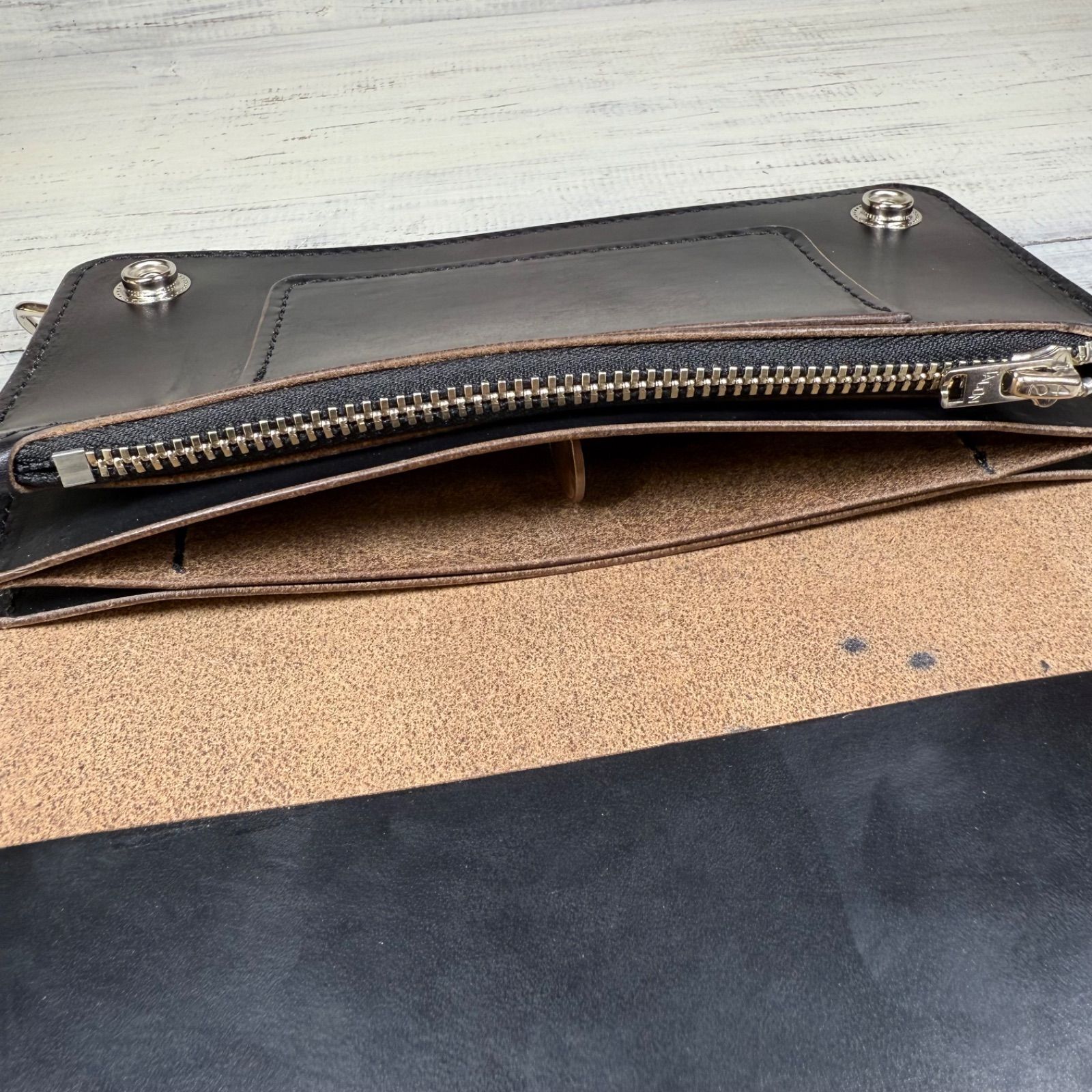 トラッカーウォレット ロング 3層】クロムエクセル 茶芯 TALON