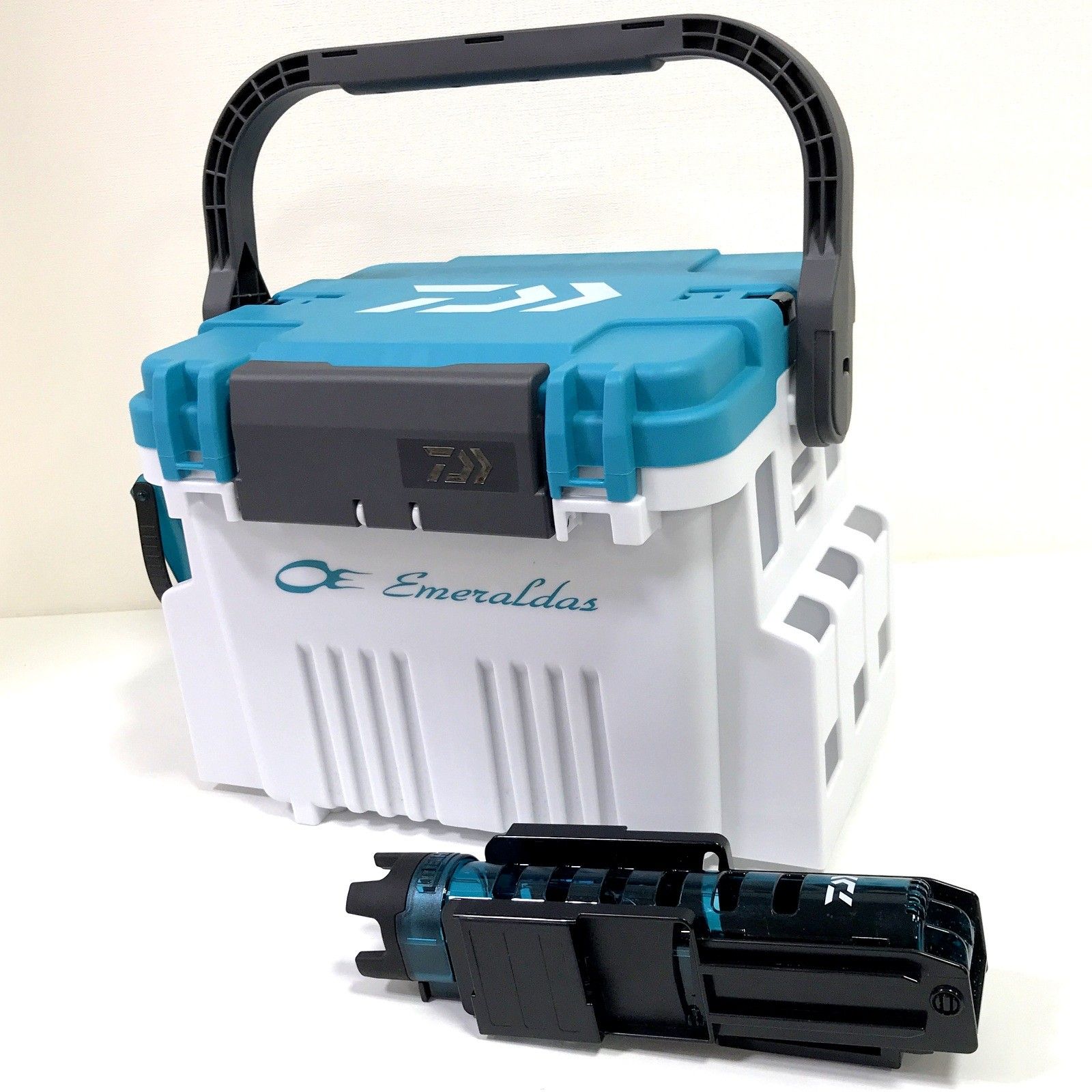 ダイワ タックルボックスTB カスタム TB4500HS エメラルダスSP (0255) タックルボックス・バッカン タックルボックス　ＴＢ４５００ＨＳ　カスタム　エメラルダスＳＰ