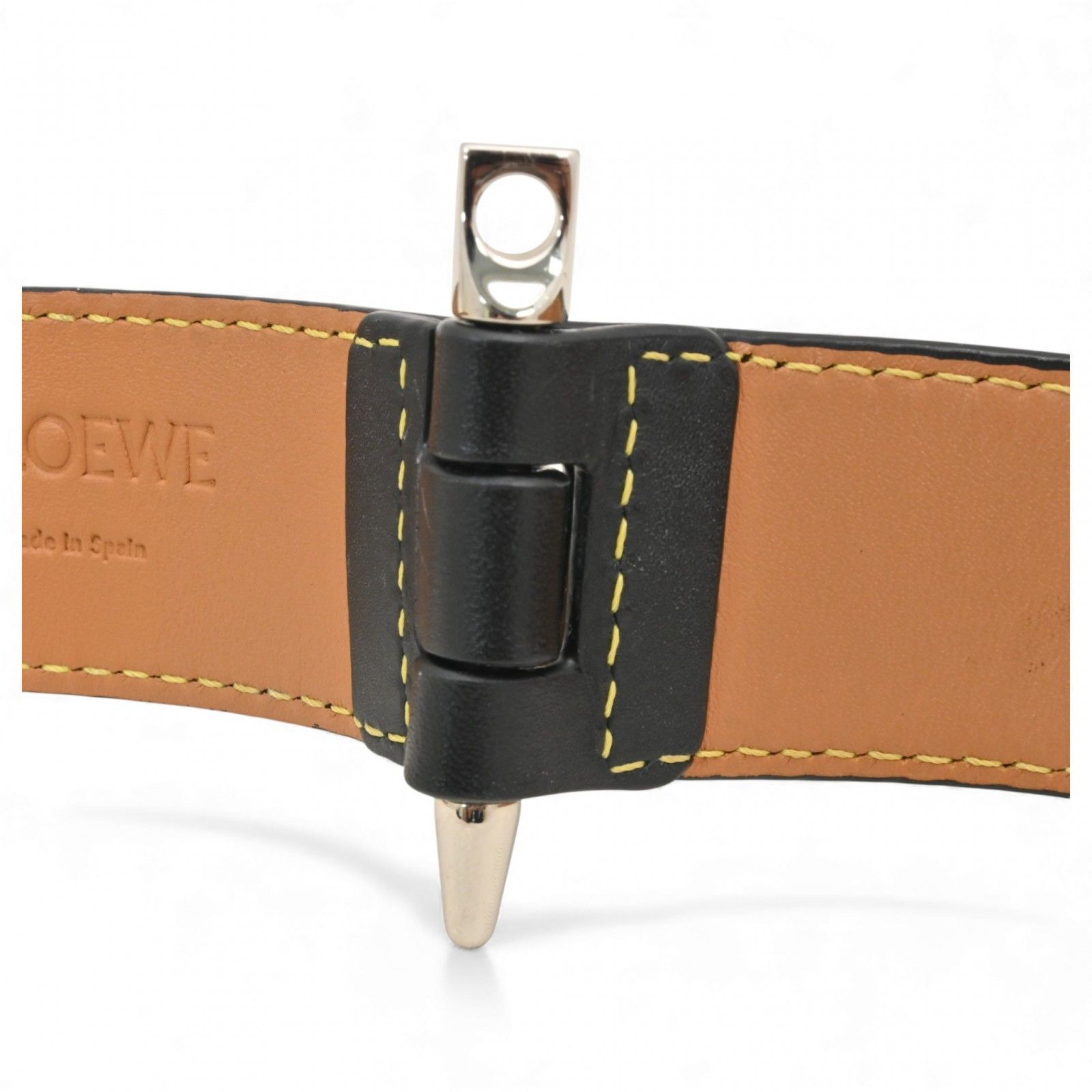 ロエベ ゲート レザーブレスレット ブラック Bランク lo6916cd - メルカリ