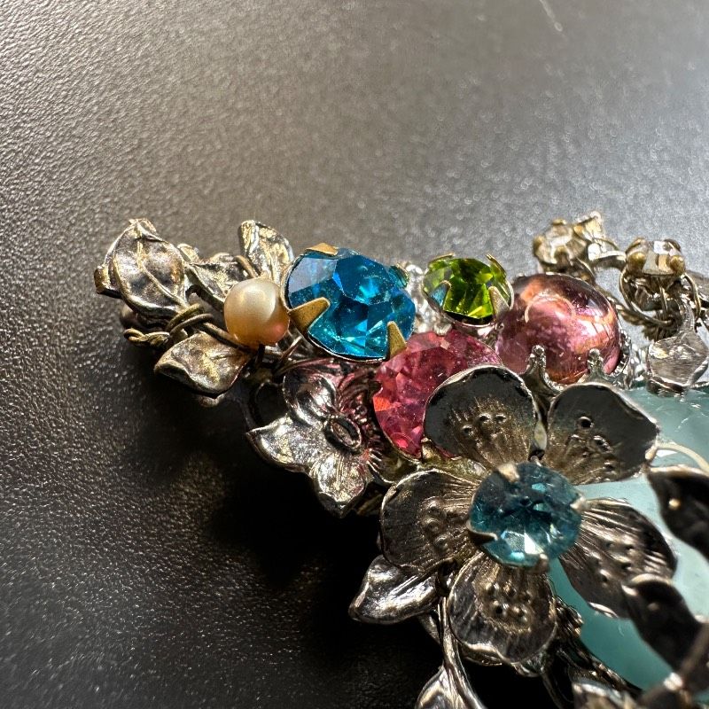 フォクシー お花ブローチ グレー フォクシーお花ブローチ グレー FOXEY