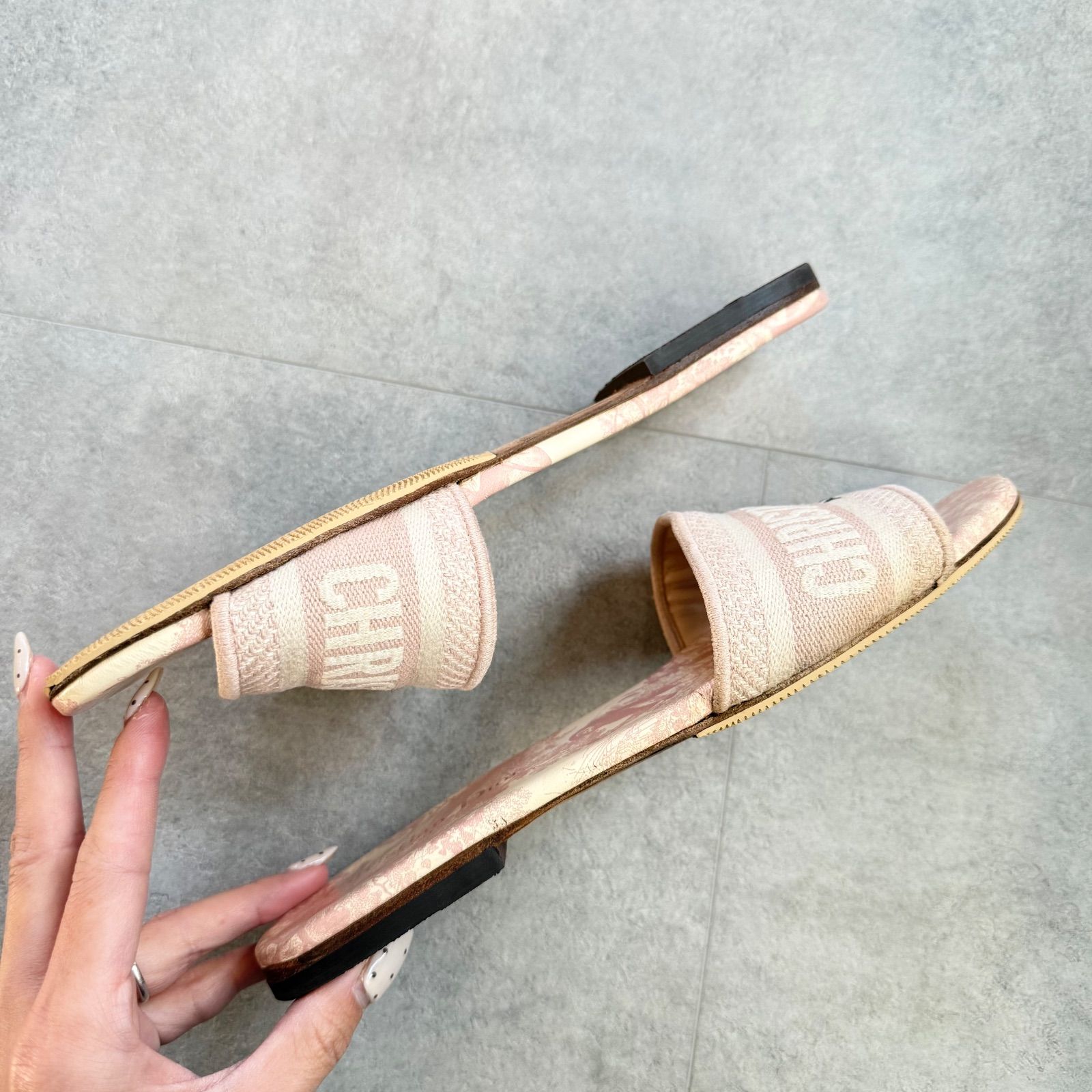 Christian Diorクリスチャンディオール Dior DWAY スライドサンダル