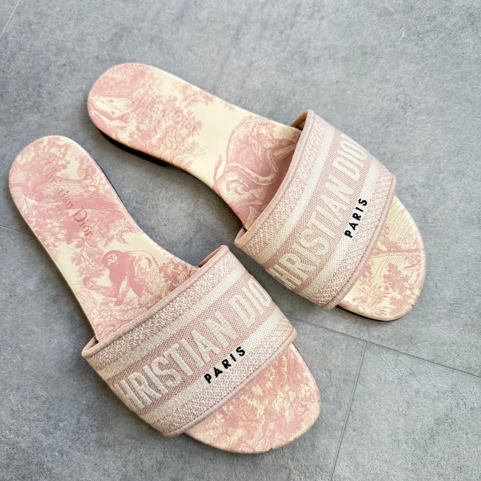 Christian Diorクリスチャンディオール Dior DWAY スライドサンダル