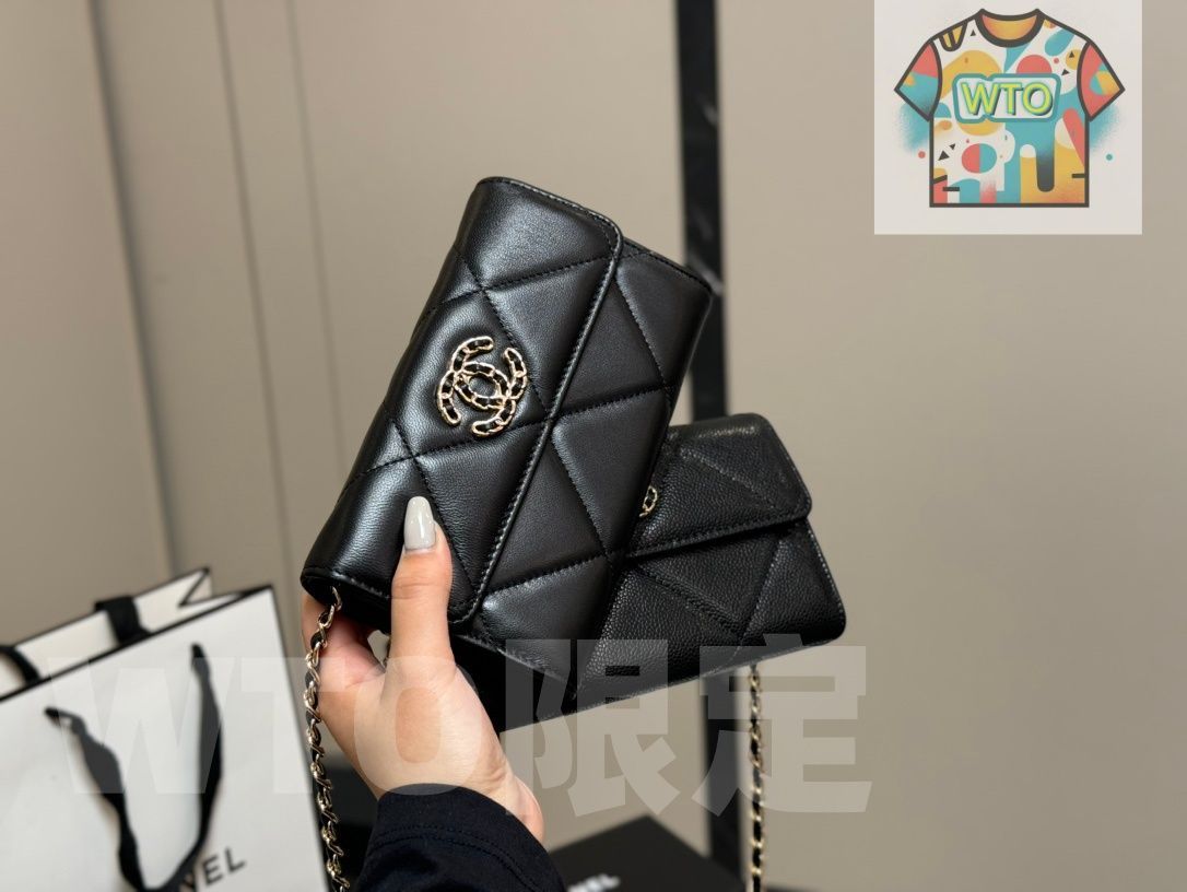 本日限定特価】シャネル チェーンウォレット 18.11cm フルレザー 専用