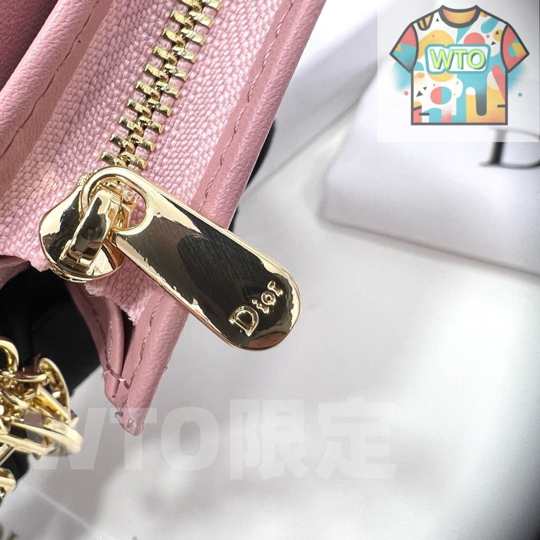 Diorミニ財布❗️最終値下げ❗️ 本日限定特価】Dior ミニレディディオール財布 秋冬新作 ブラック