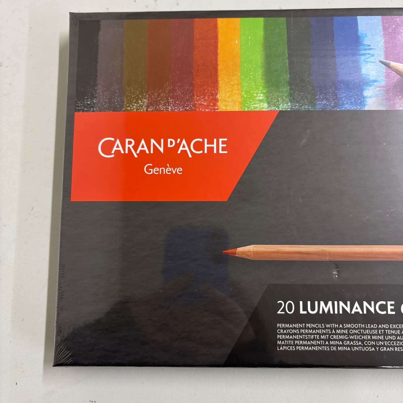 未使用品 カランダッシュ Caran d'Ache ルミナンス 20色セット 高級
