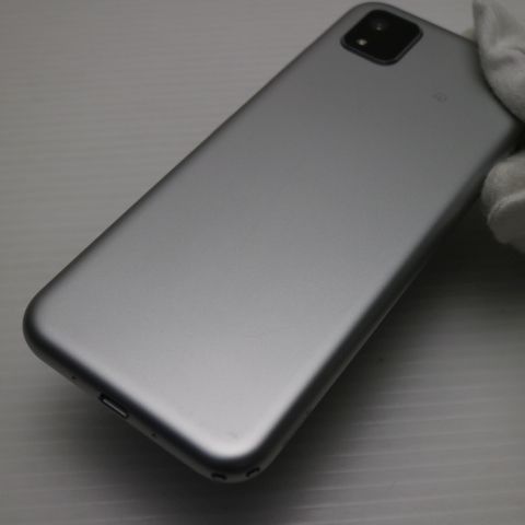 超美品 A205KC かんたんスマホ3 シルバー Y!mobile スマホ 京セラ 即日