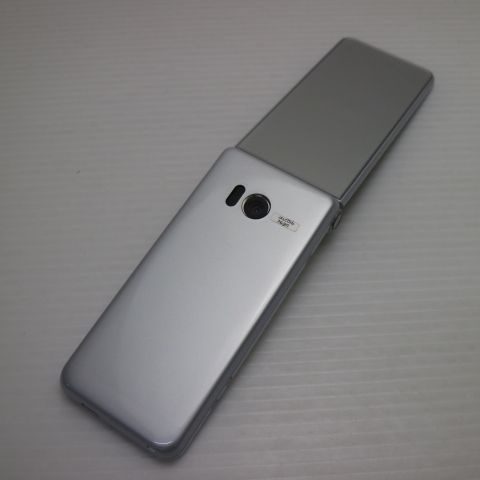 超美品 SoftBank 601SH AQUOS ケータイ2 ホワイト 判定○ 即日発送