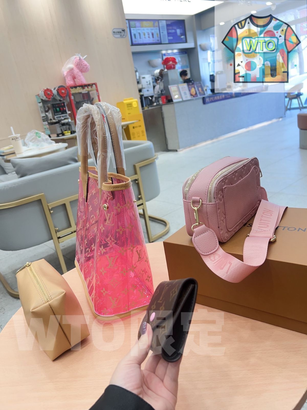 本日特価] TOP New 2025 高品質3点セット - Lv ピンクジェリーバッグ +