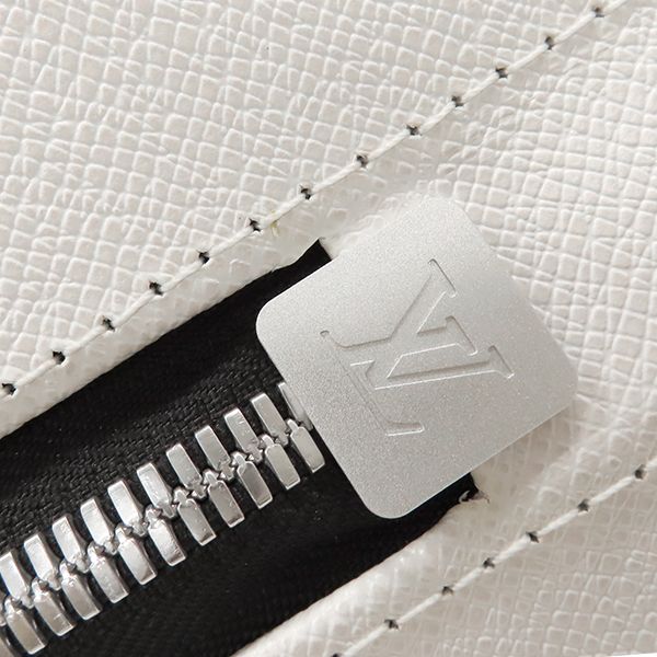 ルイヴィトン LOUIS VUITTON キャリーバッグ スーツケース ホライゾン