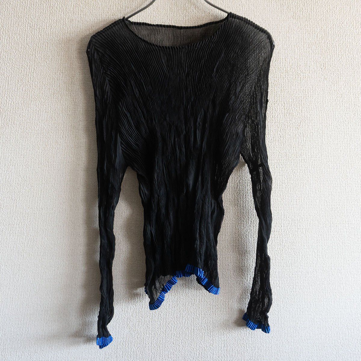 美品】 ISSEY MIYAKE 【しわプリーツ ブラウス】ブラック イッセイ