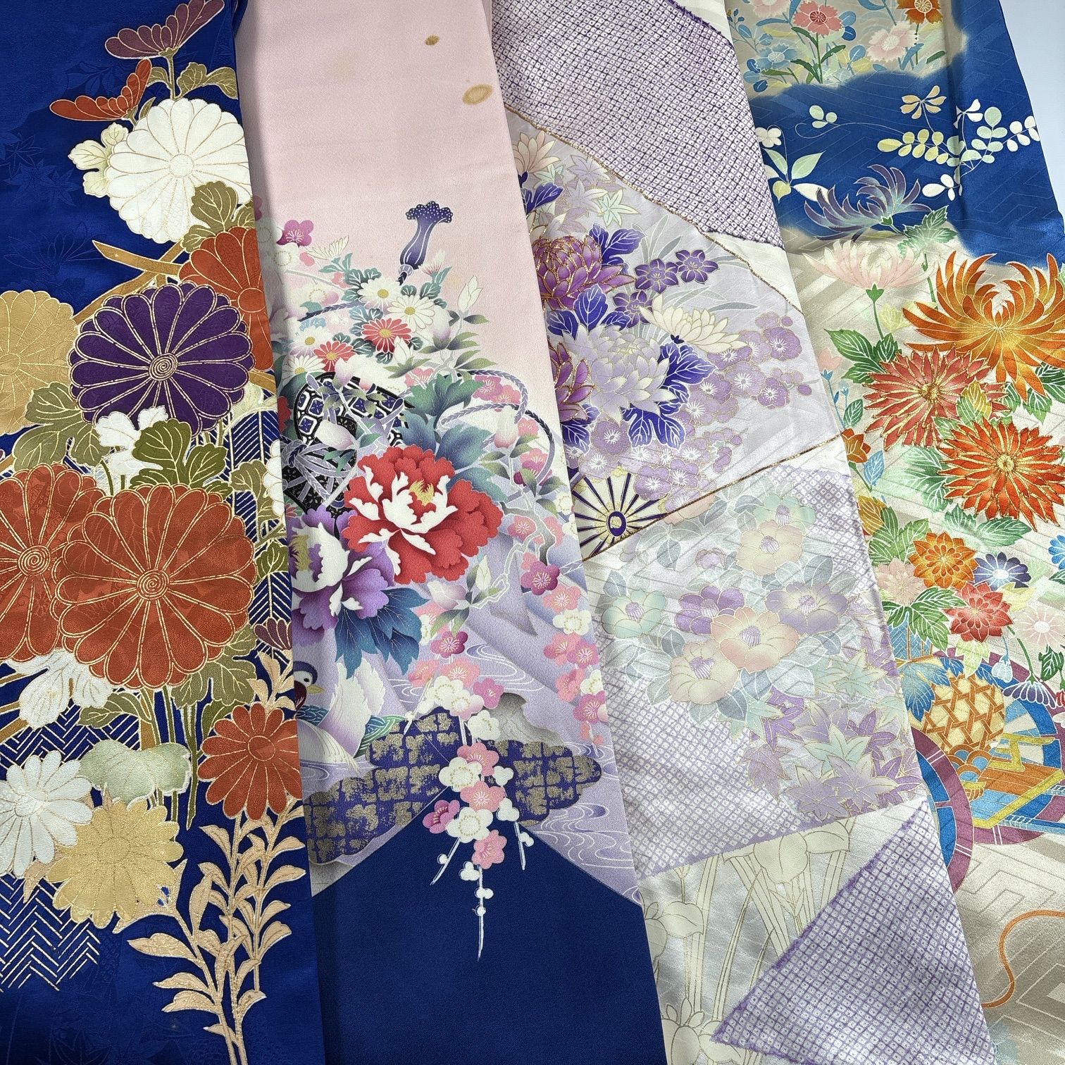 振袖 4枚 正絹 着物まとめ売り 同梱購入歓迎 リメイク用 着付け練習用