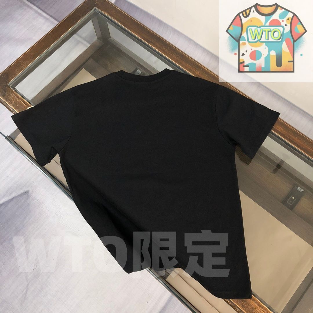 ８月限定出品‼️定価51700円‼️早い者勝ち‼️ MONCLER Tシャツ 本日限定特価】MONCLER 春夏 カップルTシャツ ブラック/ホワイト [本日