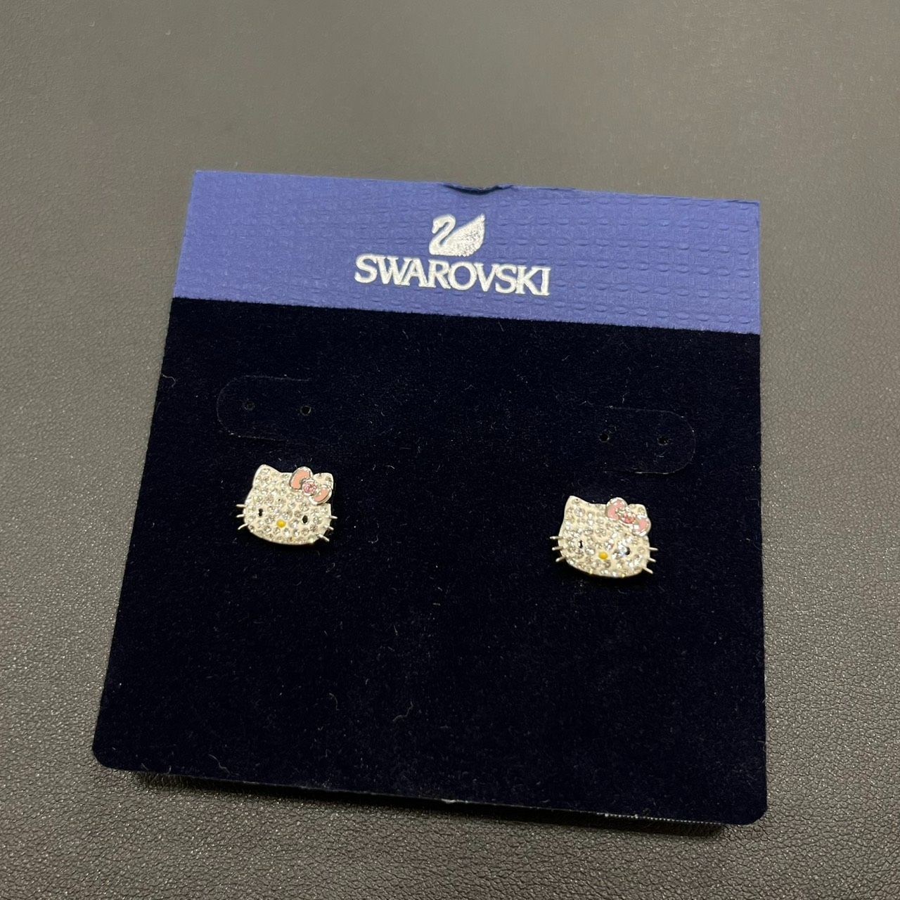 1*)様 【廃盤・希少】2013 スワロフスキー×キティ ピアス 1*)様 【廃盤・希少】2013 スワロフスキー×キティ ピアス 2025年最新