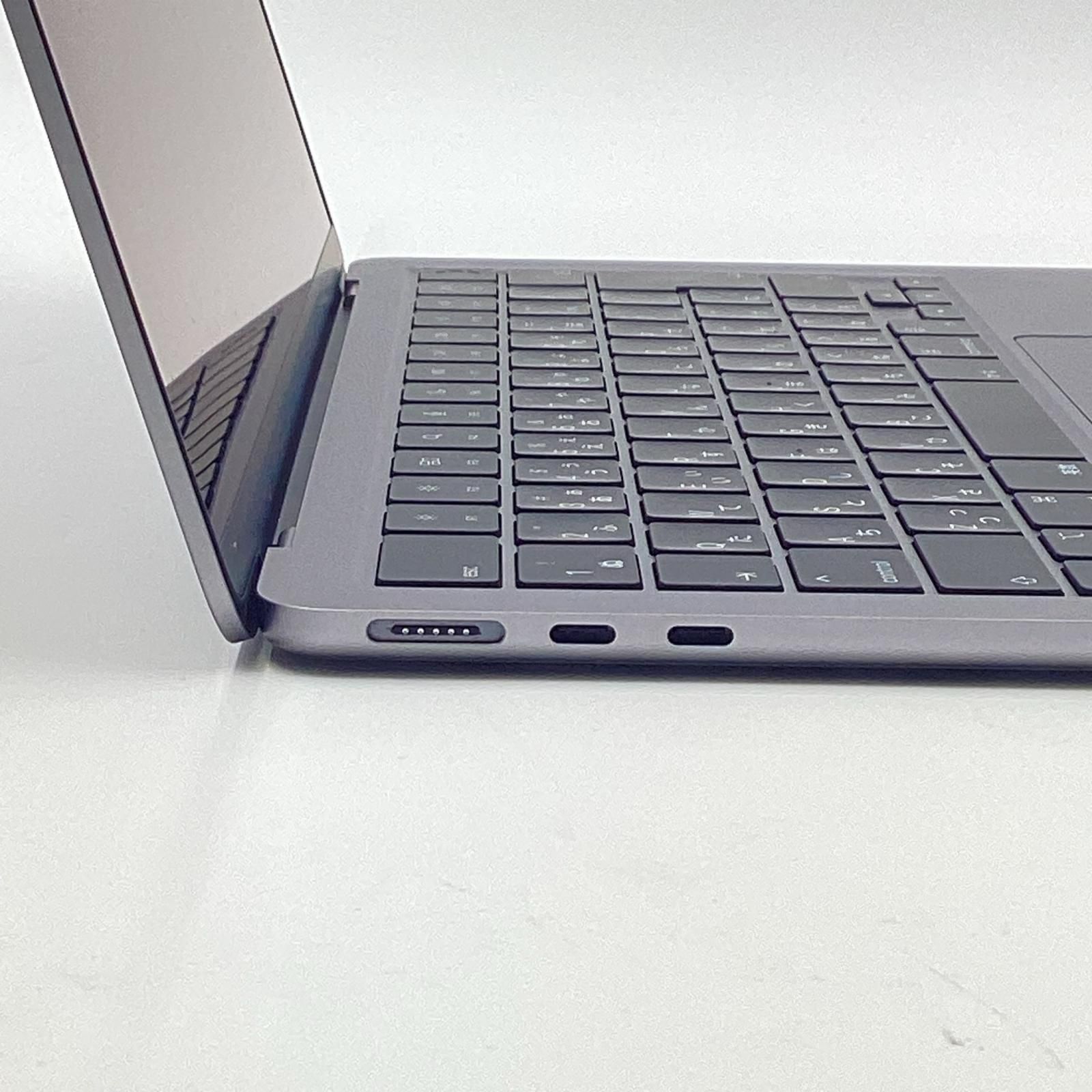 Apple MacBook Air 13.6インチ 2022 Apple M2 8GB SSD 256GB スペース