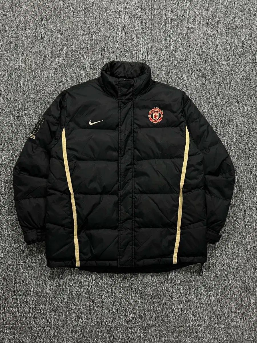 注文 ナイキ マンチェスター・ユナイテッドFC ダックダウン ダウン