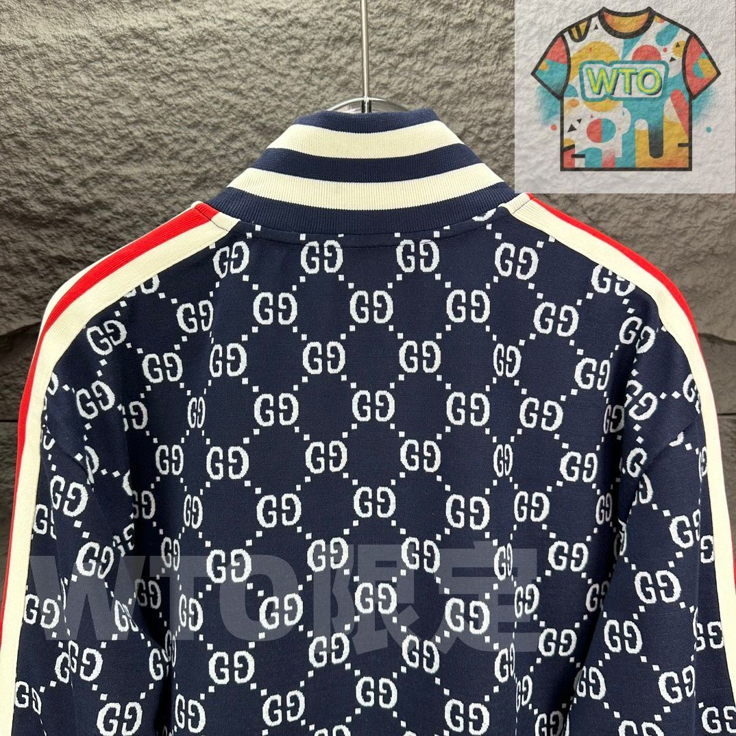 G*︎様 GUCCI GG ロゴパターン ジャケット ネイビー　M G*︎様 GUCCI GG ロゴパターン ジャケット ネイビー M