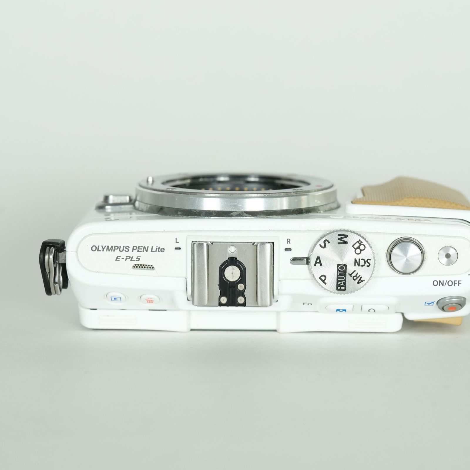 OLYMPUS PEN Lite E-PL5 ホワイト Amazon.com : Olympus E-PL5 Mirrorless Digital Camera with 14-42mm