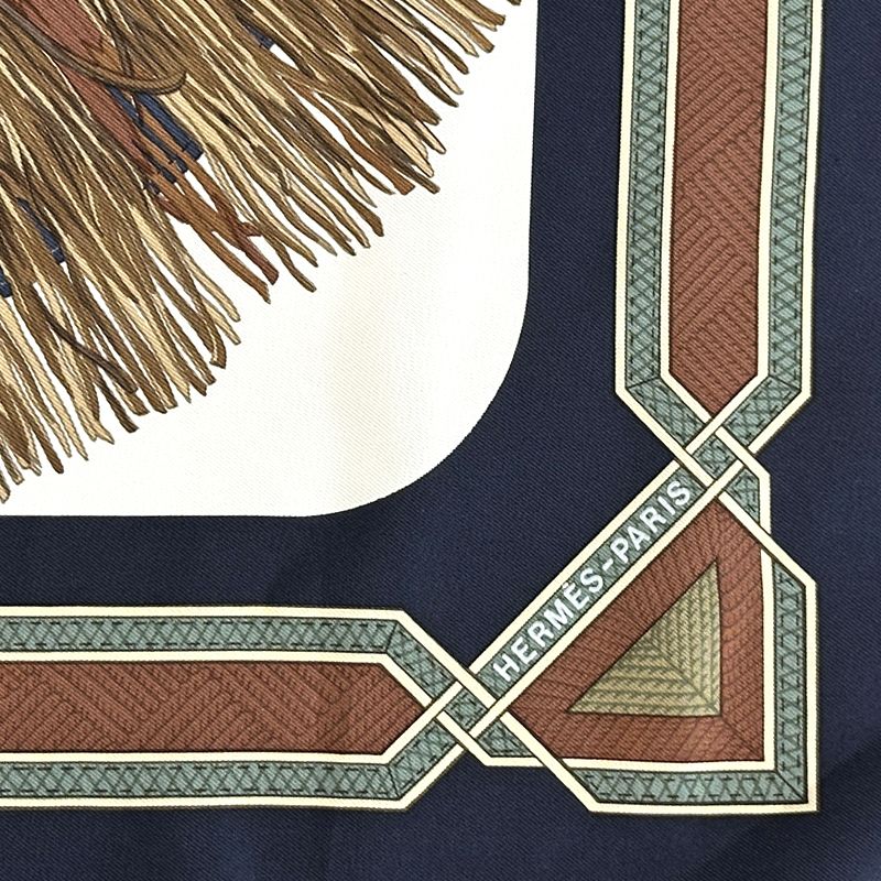 エルメス HERMES スカーフ カレ90 CUIRUS DU DESERT 砂漠の革飾り