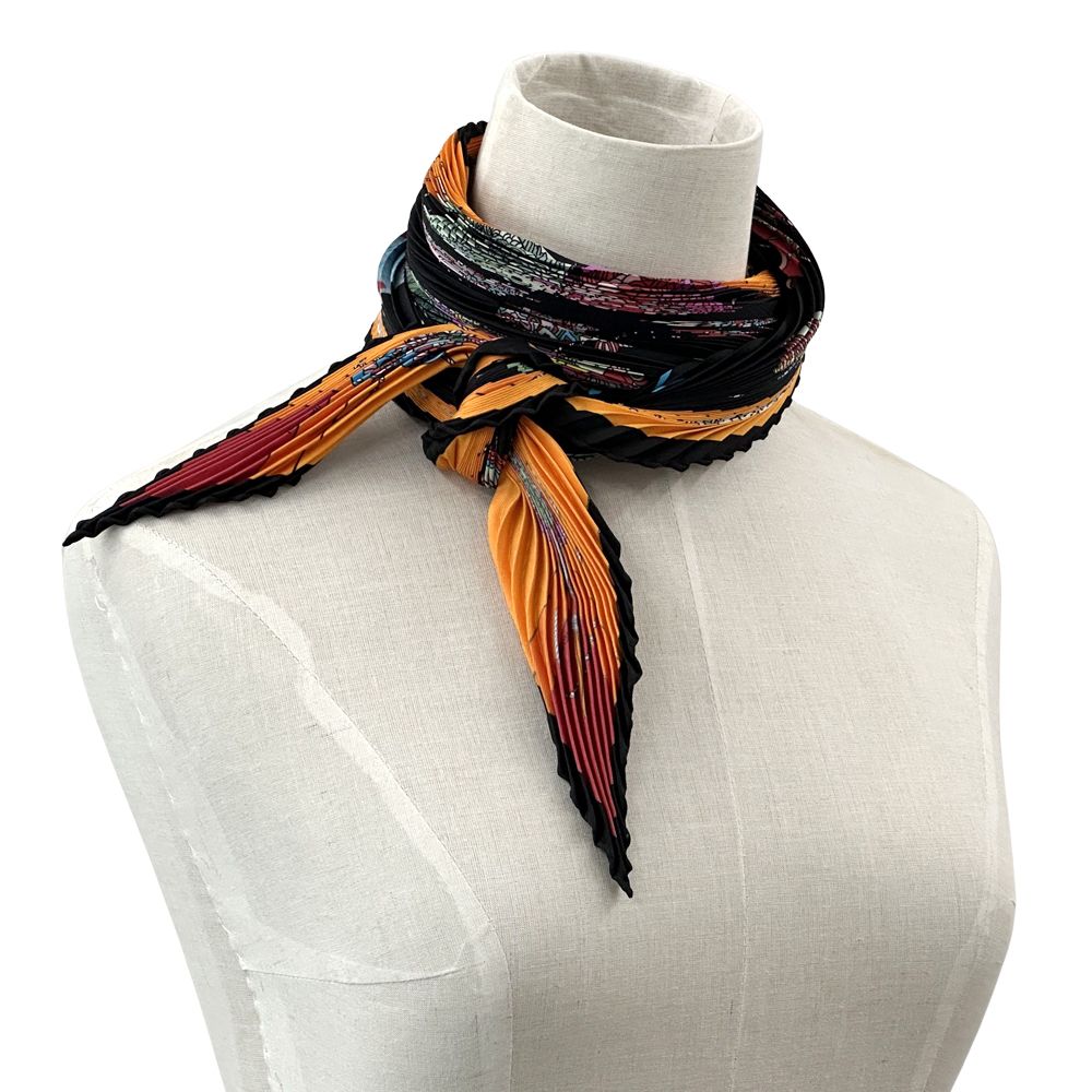 エルメス HERMES スカーフ プリーツカレ SOIES VOLANTES 大空に舞う