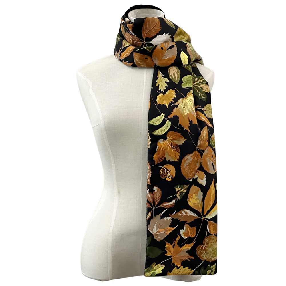 エルメス HERMES マフラー Tourbillon 渦巻き 落ち葉 レディース