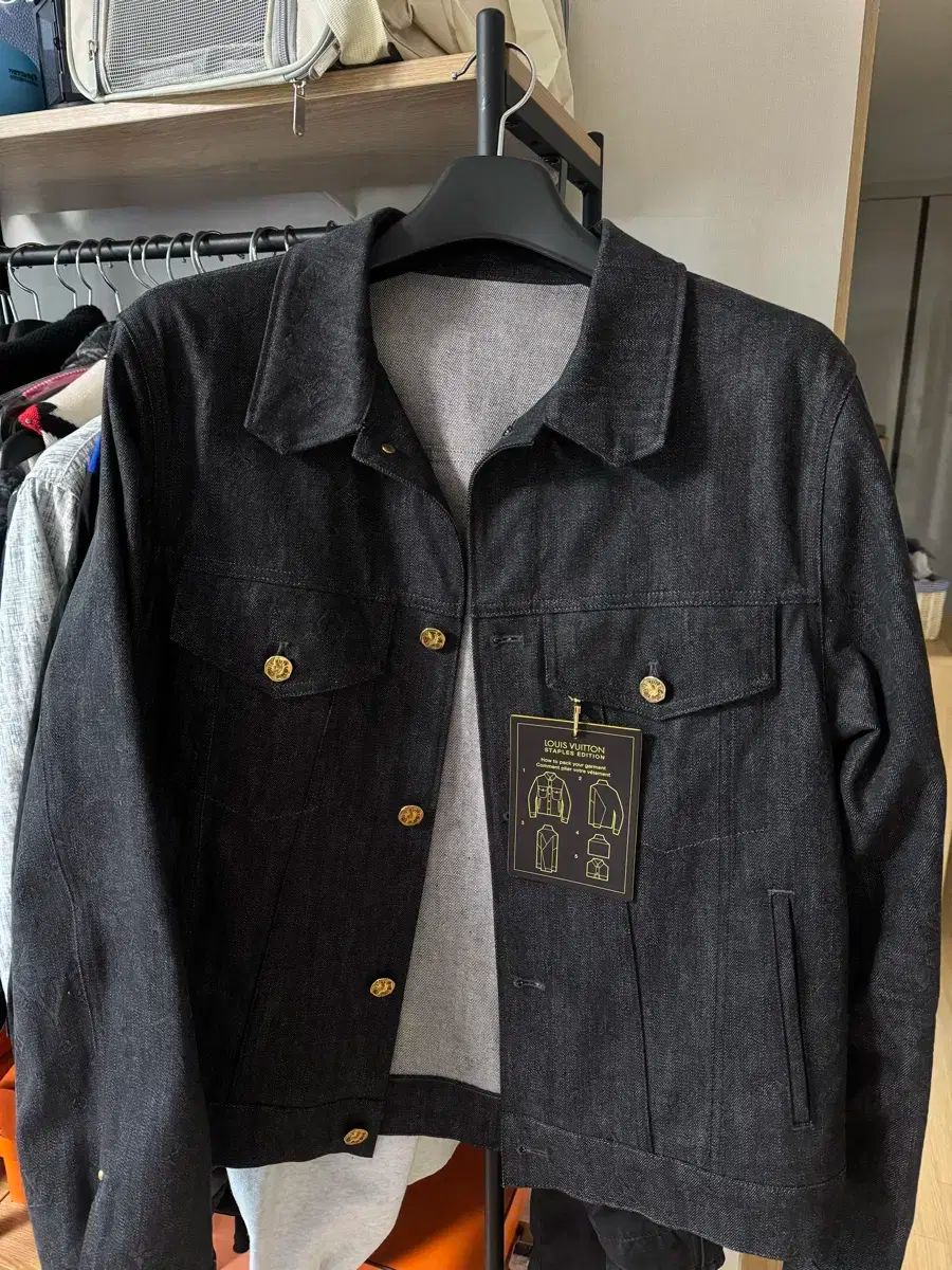 G*G様 ルイ・ヴィトン トラッカーデニムジャケット モノグラム ブラック 46 G*G様 ルイ・ヴィトン トラッカーデニムジャケット モノグラム