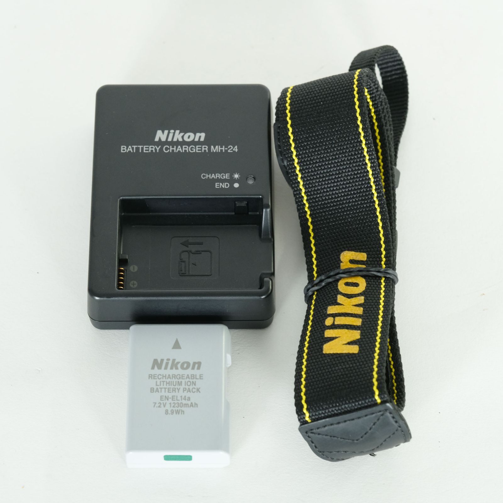 美品 | シャッター数3,206回] Nikon D5600 [ボディ] | デジタル一眼